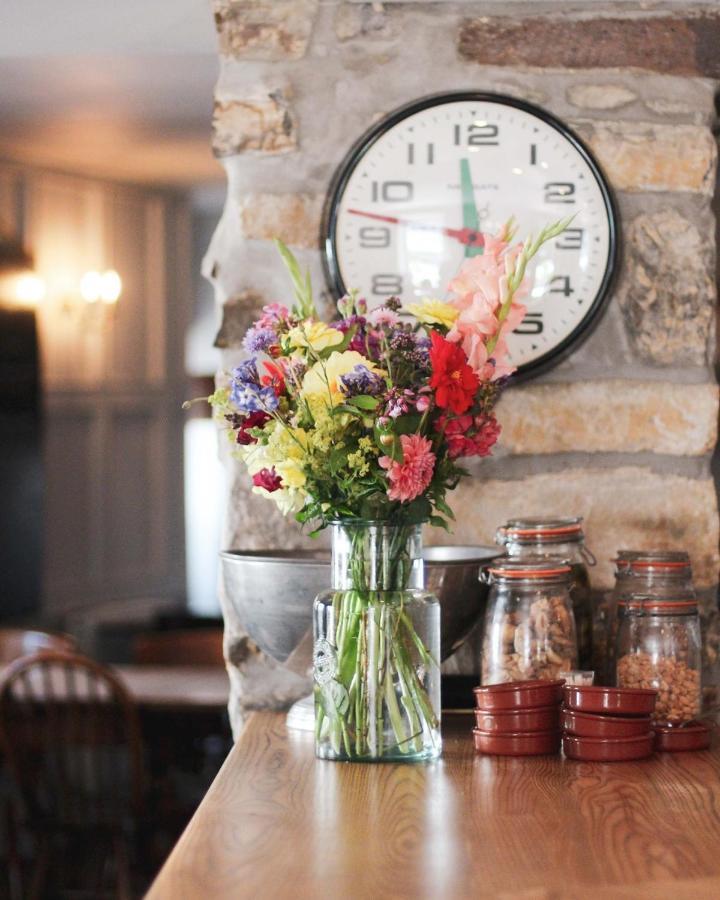 The Five Dials Inn Ilminster Dış mekan fotoğraf