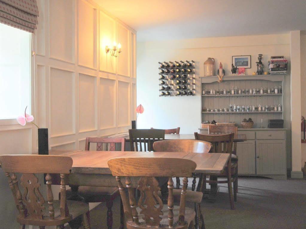 The Five Dials Inn Ilminster Dış mekan fotoğraf